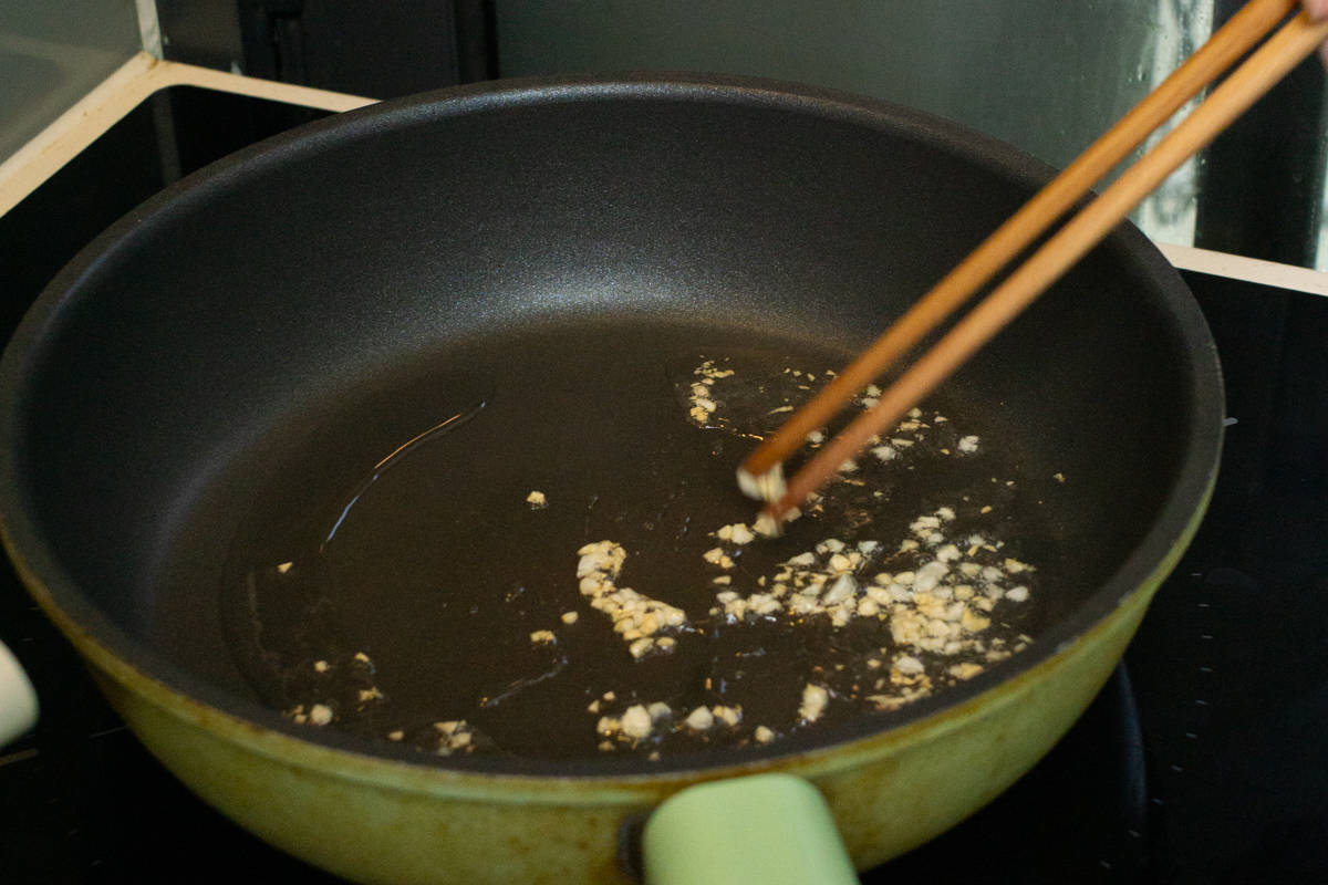 sauté the minced garlic