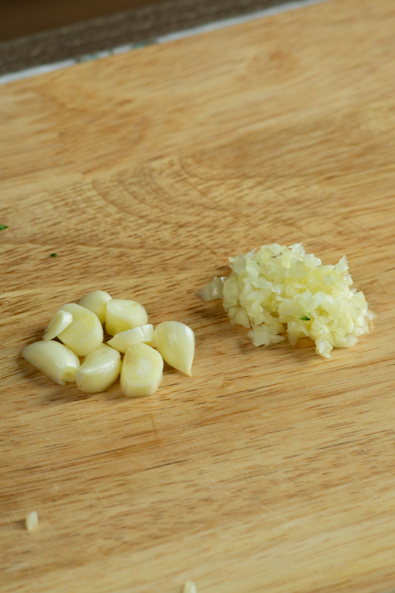 smashed and minced garlic