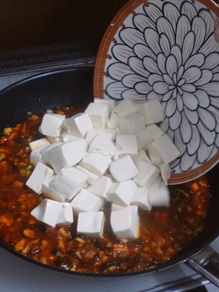 Vegan Mapo Tofu - Veggie Anh