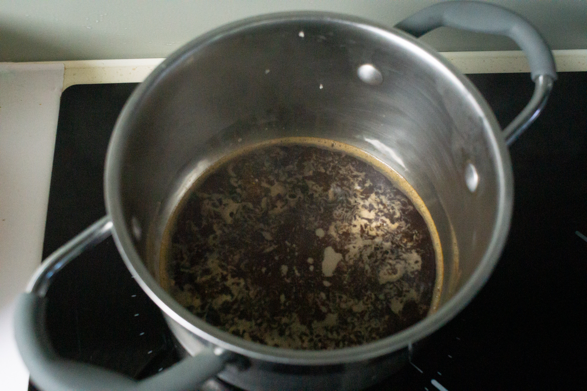 making the coffee caramel