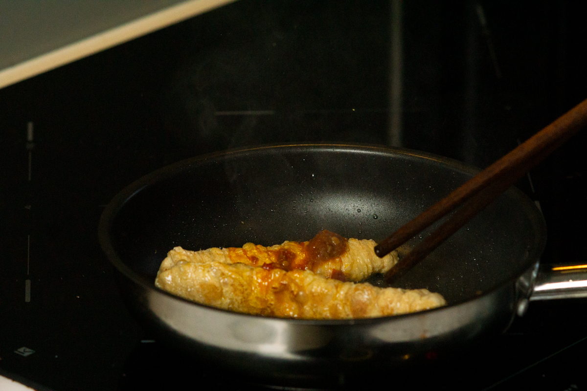 frying the yuba or tofu skin