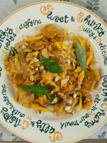 banh trang tron on a plate