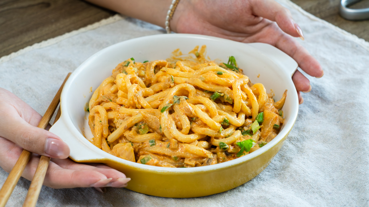 trying vegan kimchi udon