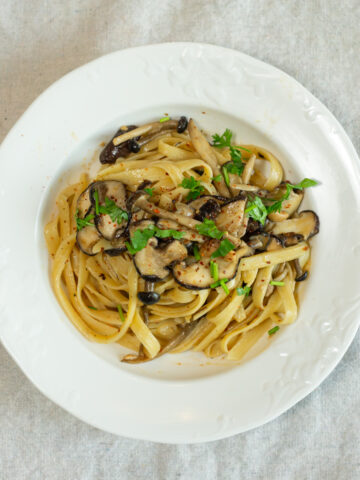 miso mushroom pasta