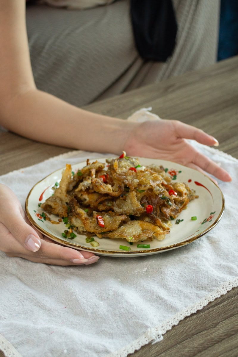 serving salt and pepper mushroom