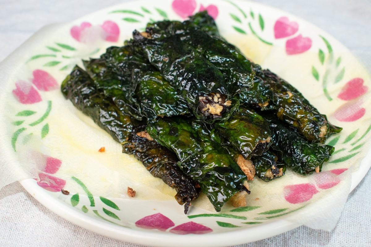 Vegan Betel Leaf Rolls