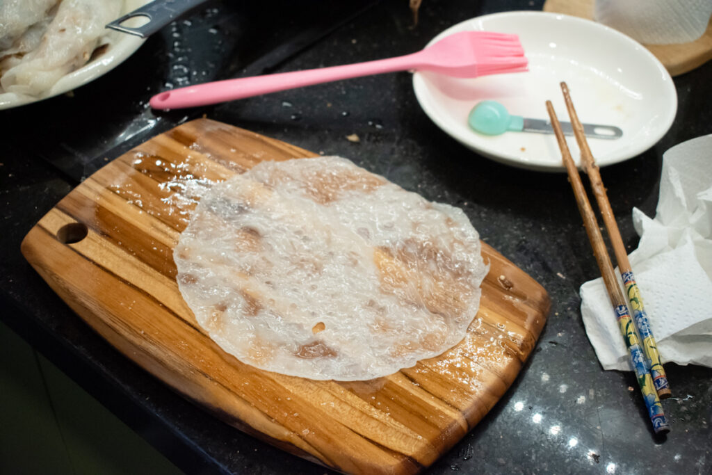making banh cuon chay