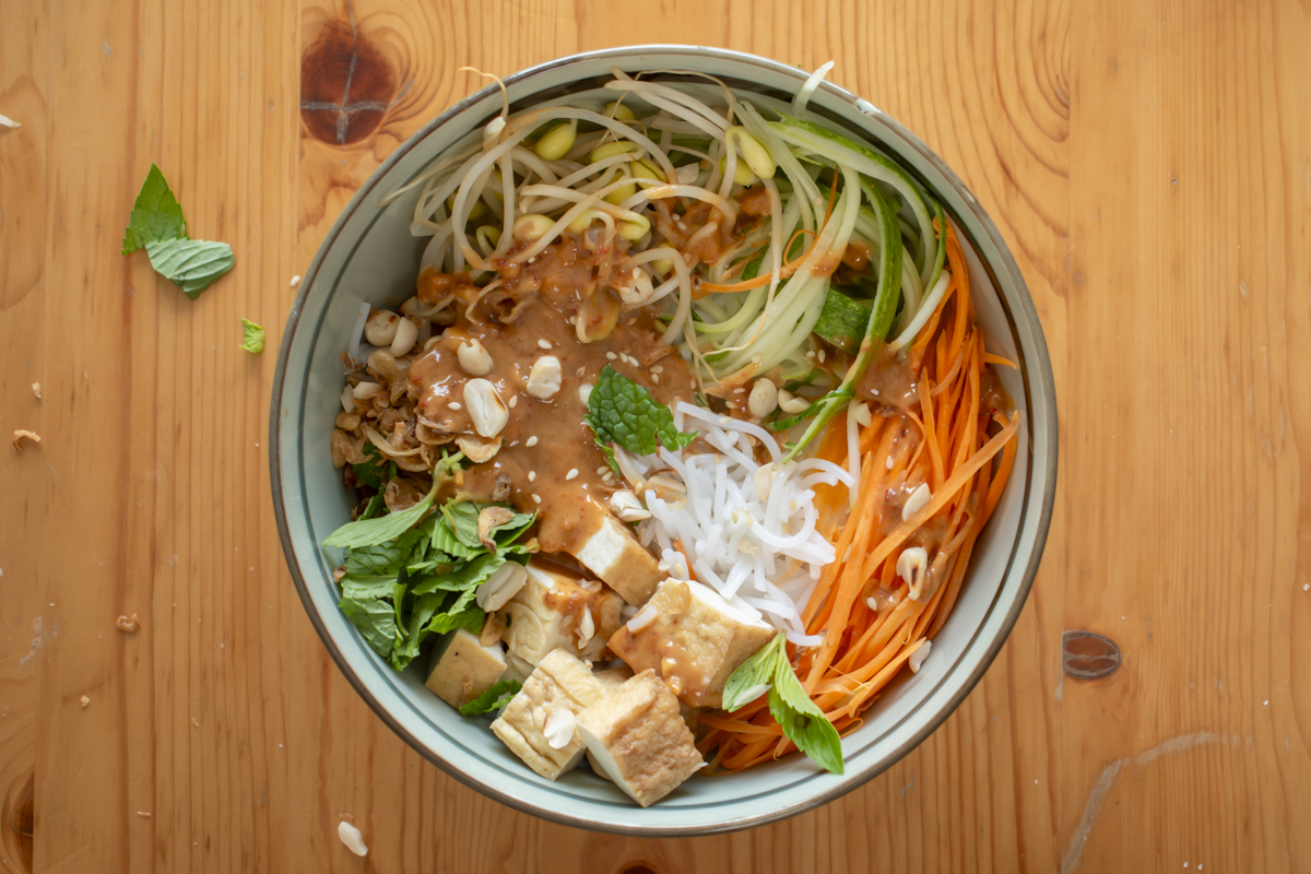 Vietnamese peanut noodles