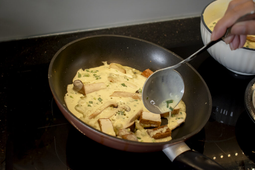 making vegan bánh xèo