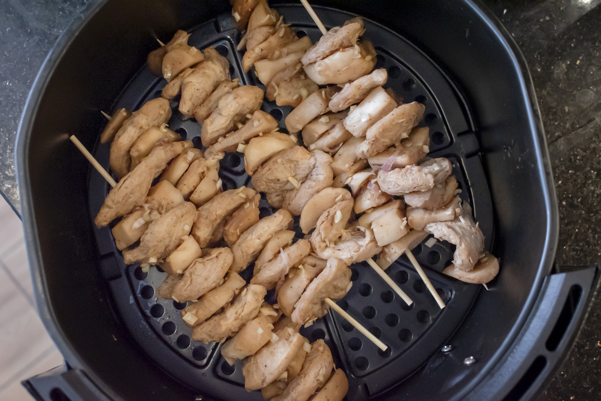 air-frying vegan thit nuong
