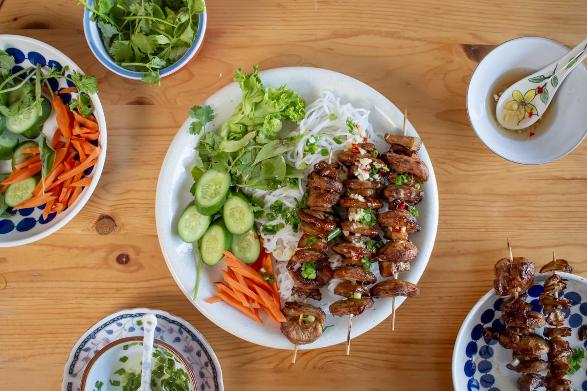 assembling vegan bun thit nuong